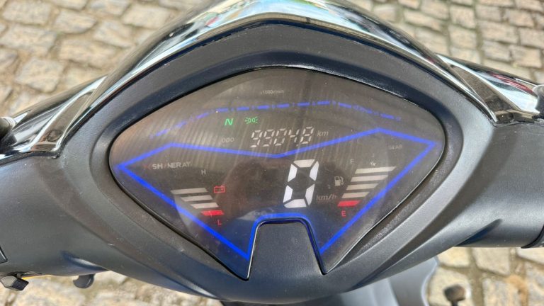 100